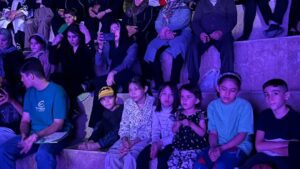 شب دوم اجرای نمایش تئاتر «یک شب از هزاران شب»در صباشهر به روی صحنه رفت