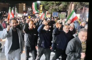 هجدهمین شب تجمع مردمی در میدان نماز صباشهر، پرشور تر از همیشه