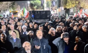 هجدهمین شب تجمع مردمی در میدان نماز صباشهر، پرشور تر از همیشه