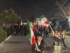 هجدهمین شب تجمع مردمی در میدان نماز صباشهر، پرشور تر از همیشه